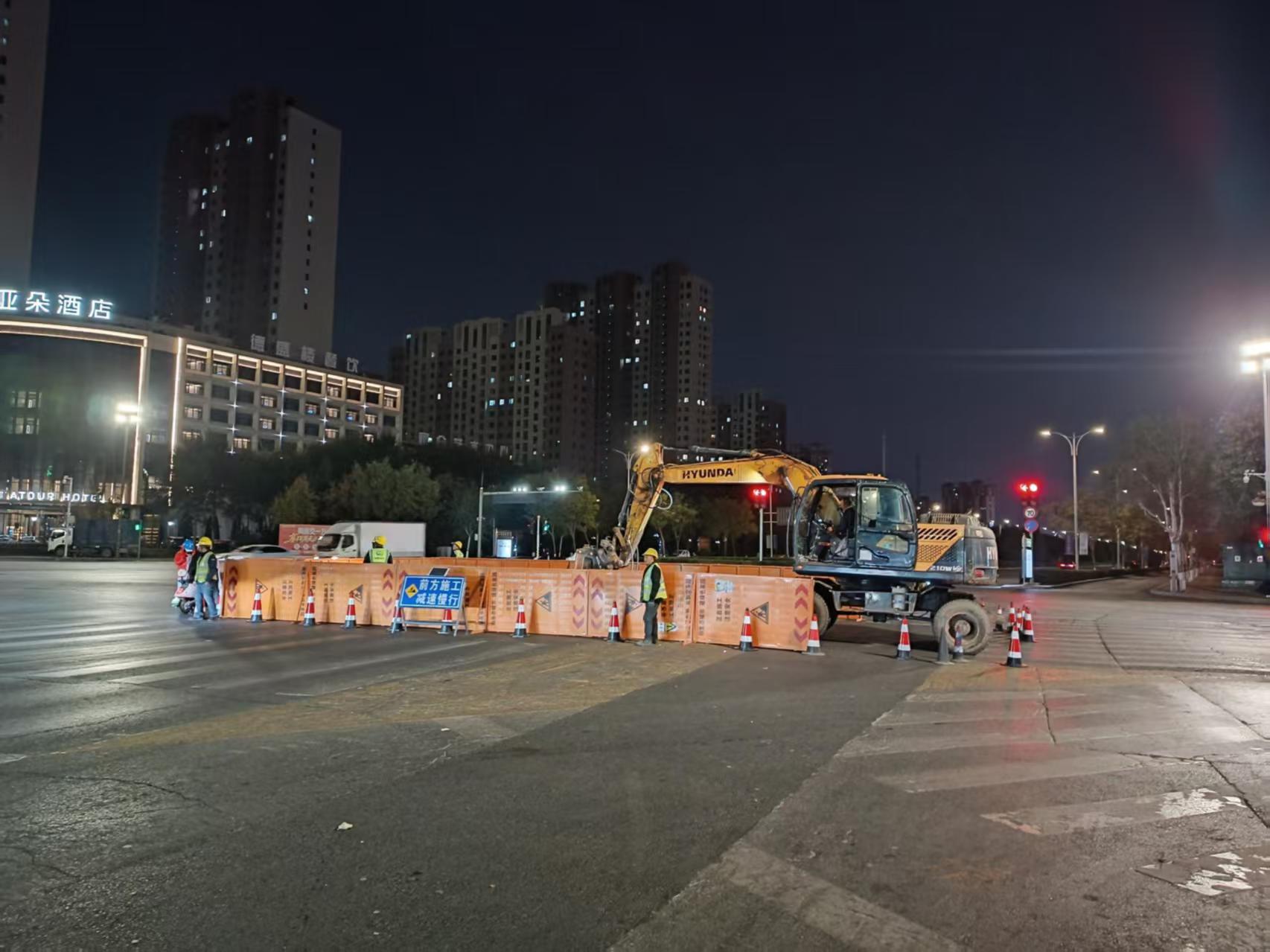 公司順利完成麗景街部分供水主閥門(mén)升級(jí)煥新工作